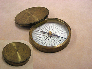 Victorian travellers brass cased pocket compass circa 1870